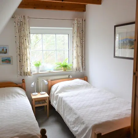 Haus Roessler, Dauenser Strasse 12 بيت للعطل دانغاست