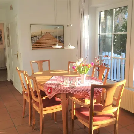 Haus Roessler, Dauenser Strasse 12 * دانغاست