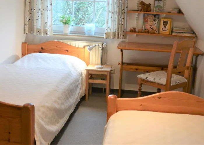 Haus Roessler, Dauenser Strasse 12 Feriehus